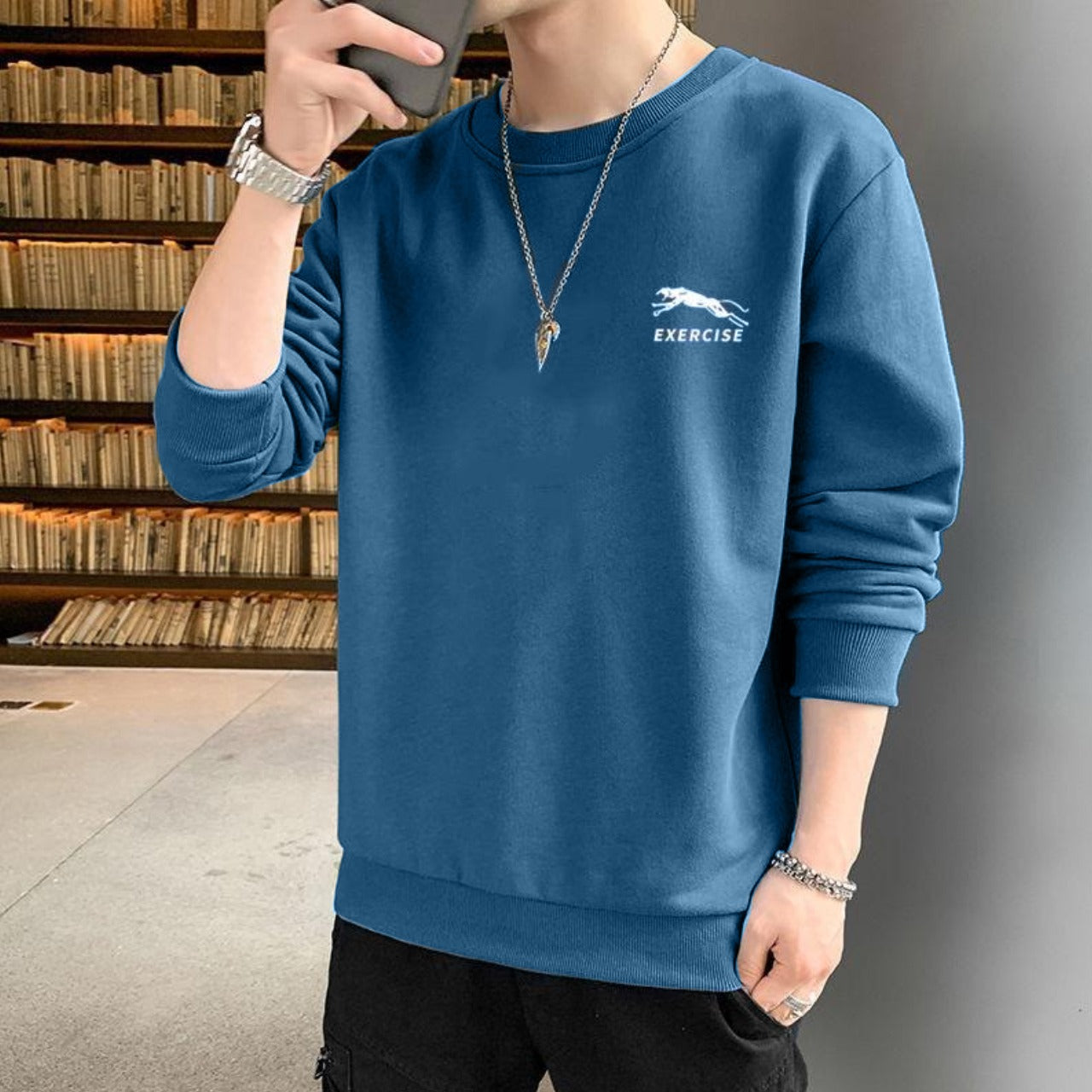 Solid Color Round Neck Casual Pullover Sweatshirt for Men