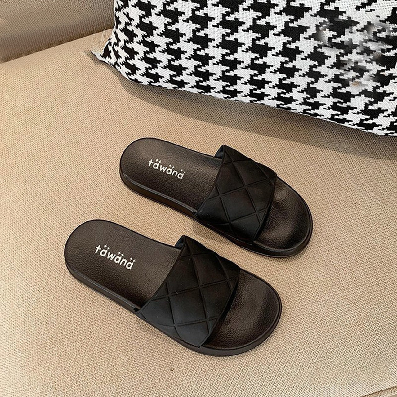 Latest Design Perfect Beach Wear Slippers for Women