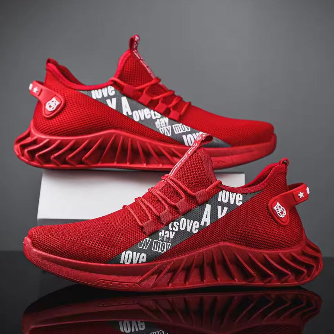 Korean Fashion Trendy Lace Up Casual Shoes for Men