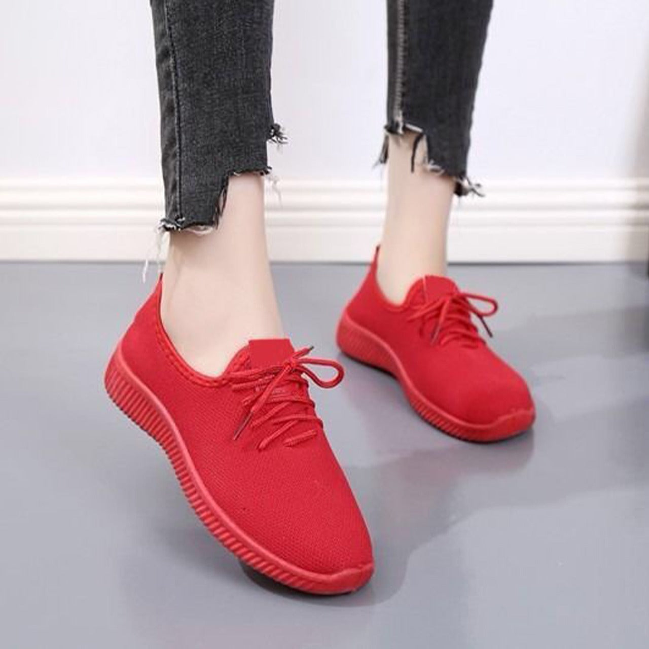 Latest Breathable Mesh Fashion Solid Color Running Shoes for Women