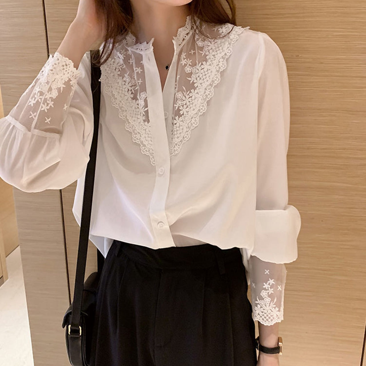 New Elegant Fashion Floral Design Stand Collar Top for Women