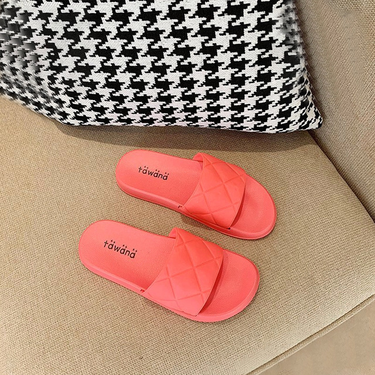 Latest Design Perfect Beach Wear Slippers for Women