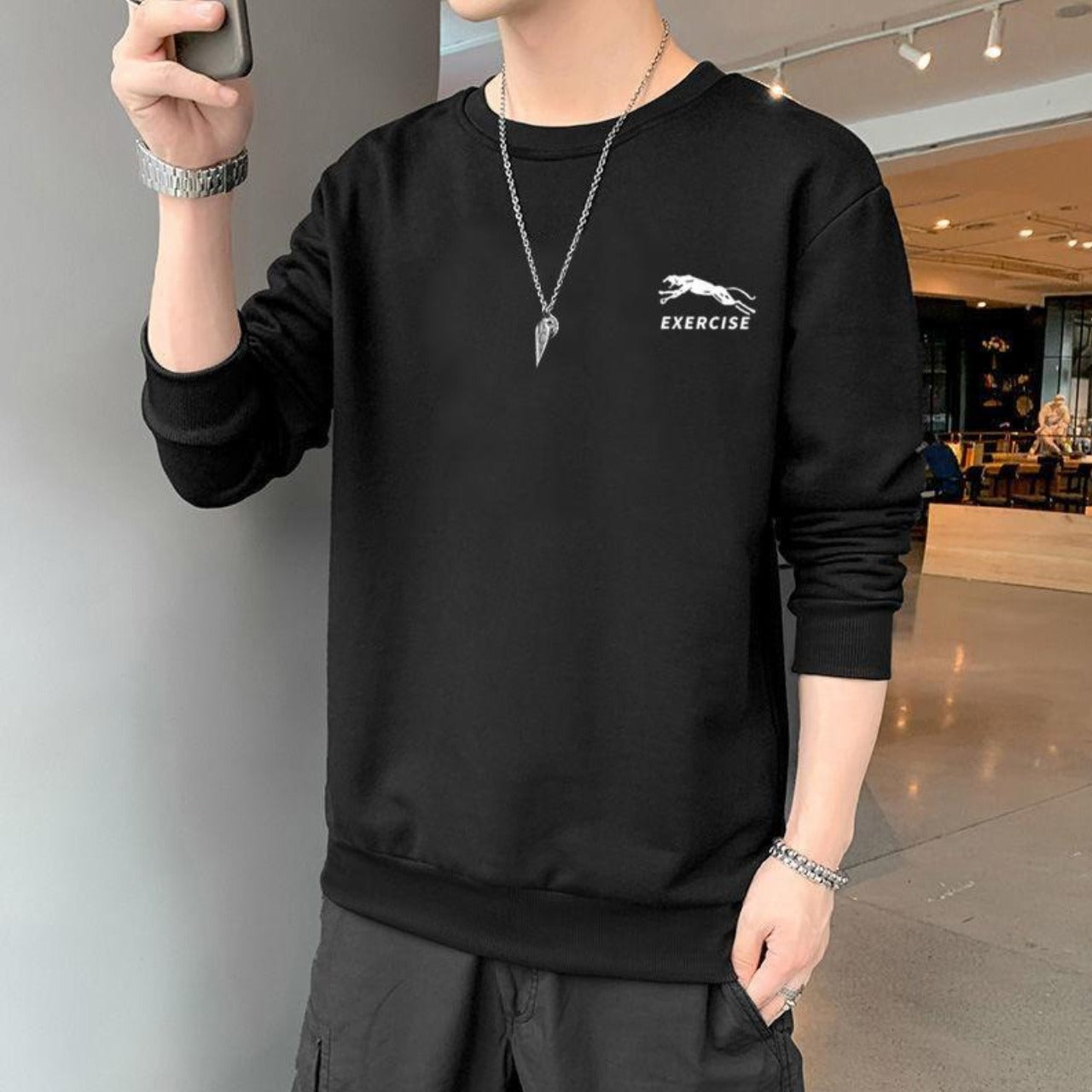 Solid Color Round Neck Casual Pullover Sweatshirt for Men