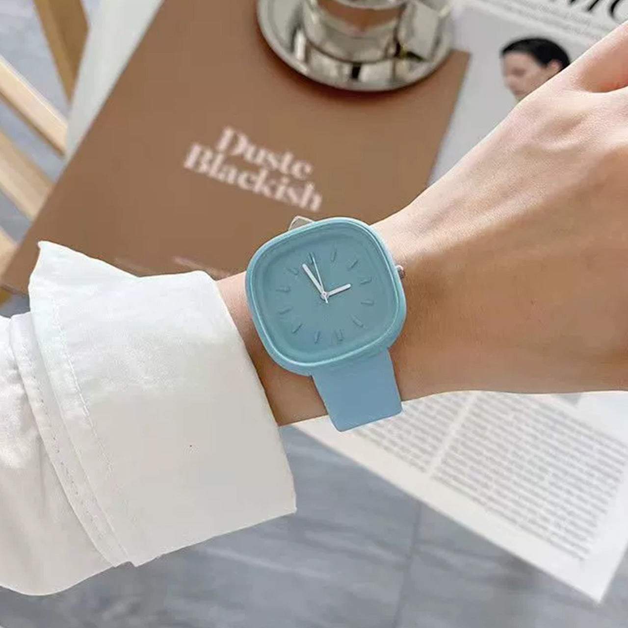 Square Shape Women's Casual Style Quarts Watch
