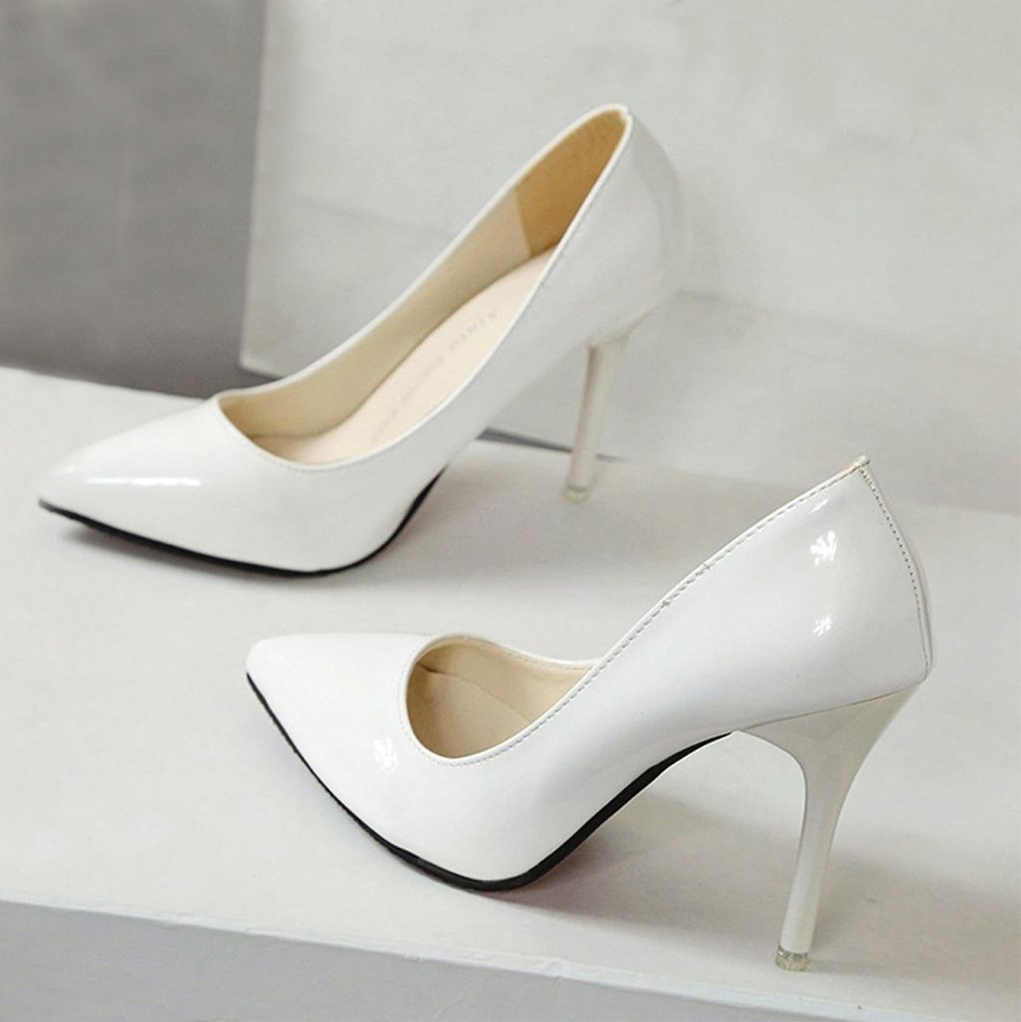 Party Wear Queen Style Pointed High Heel Pumps Shoes for Women