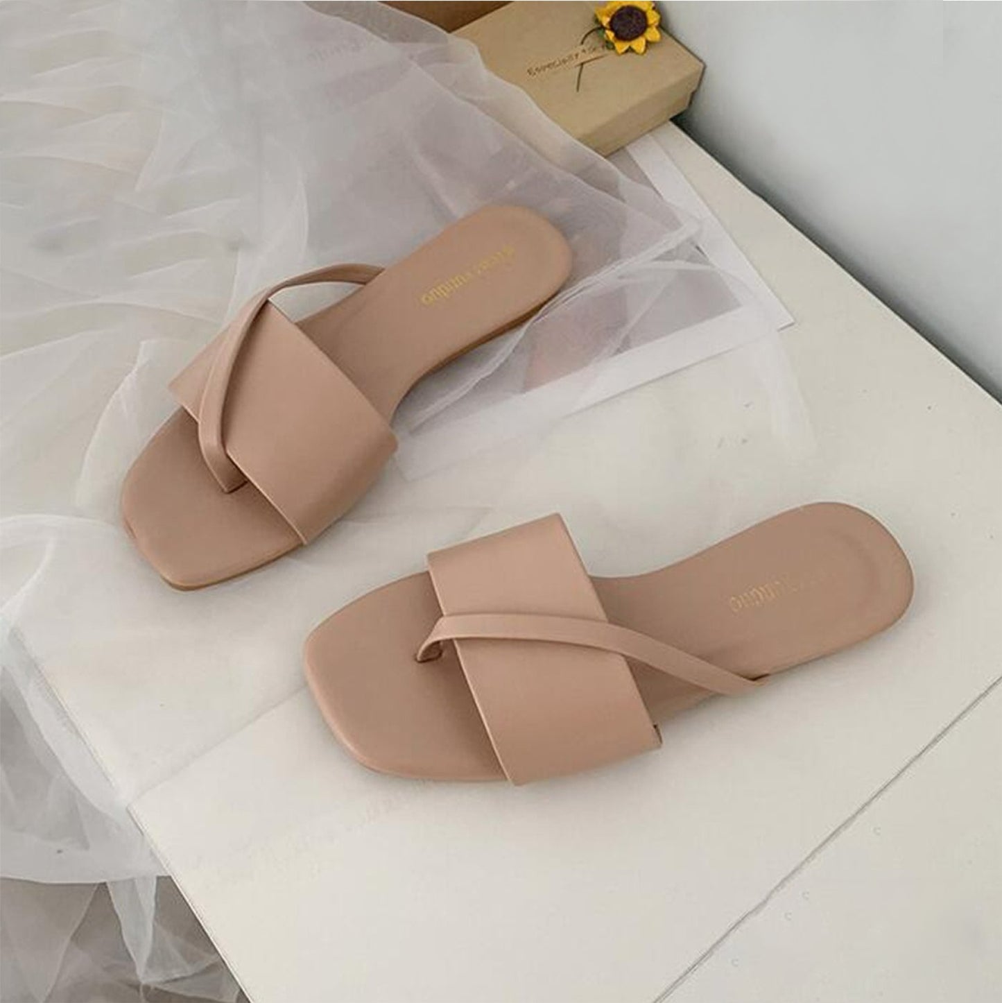Trendy Solid Color Flat Casual Slippers for Women