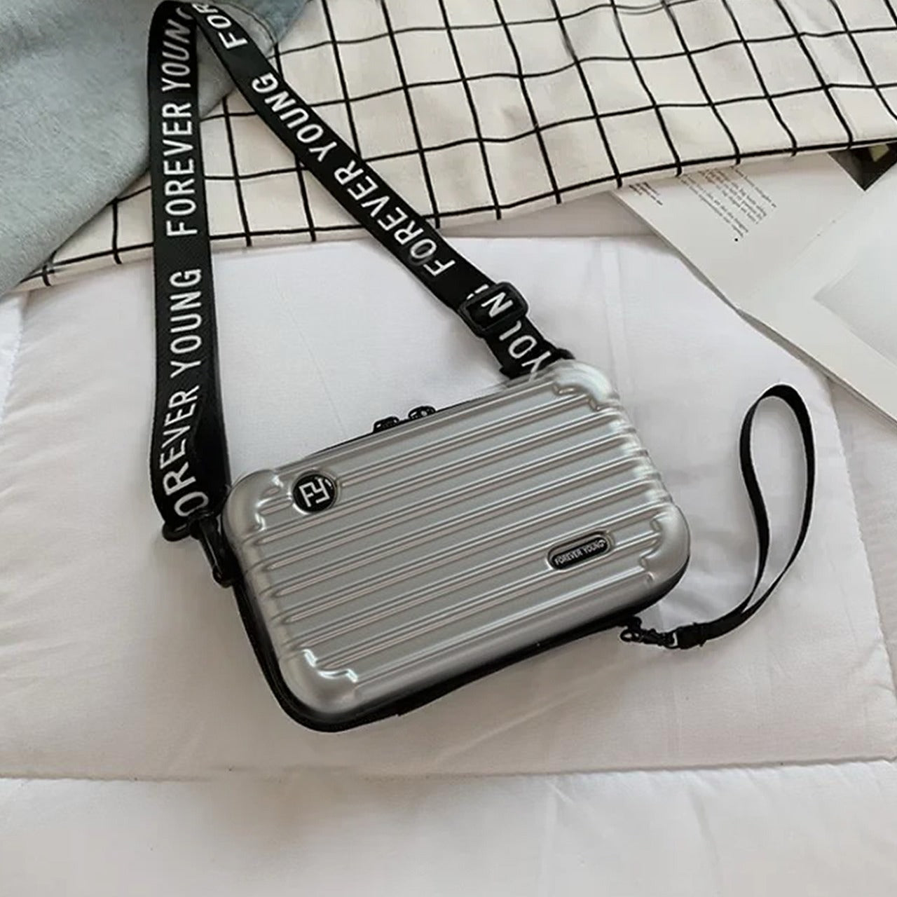 Latest Fashion Cosmetics Carry Hand Shoulder Cross Body Bag for Women