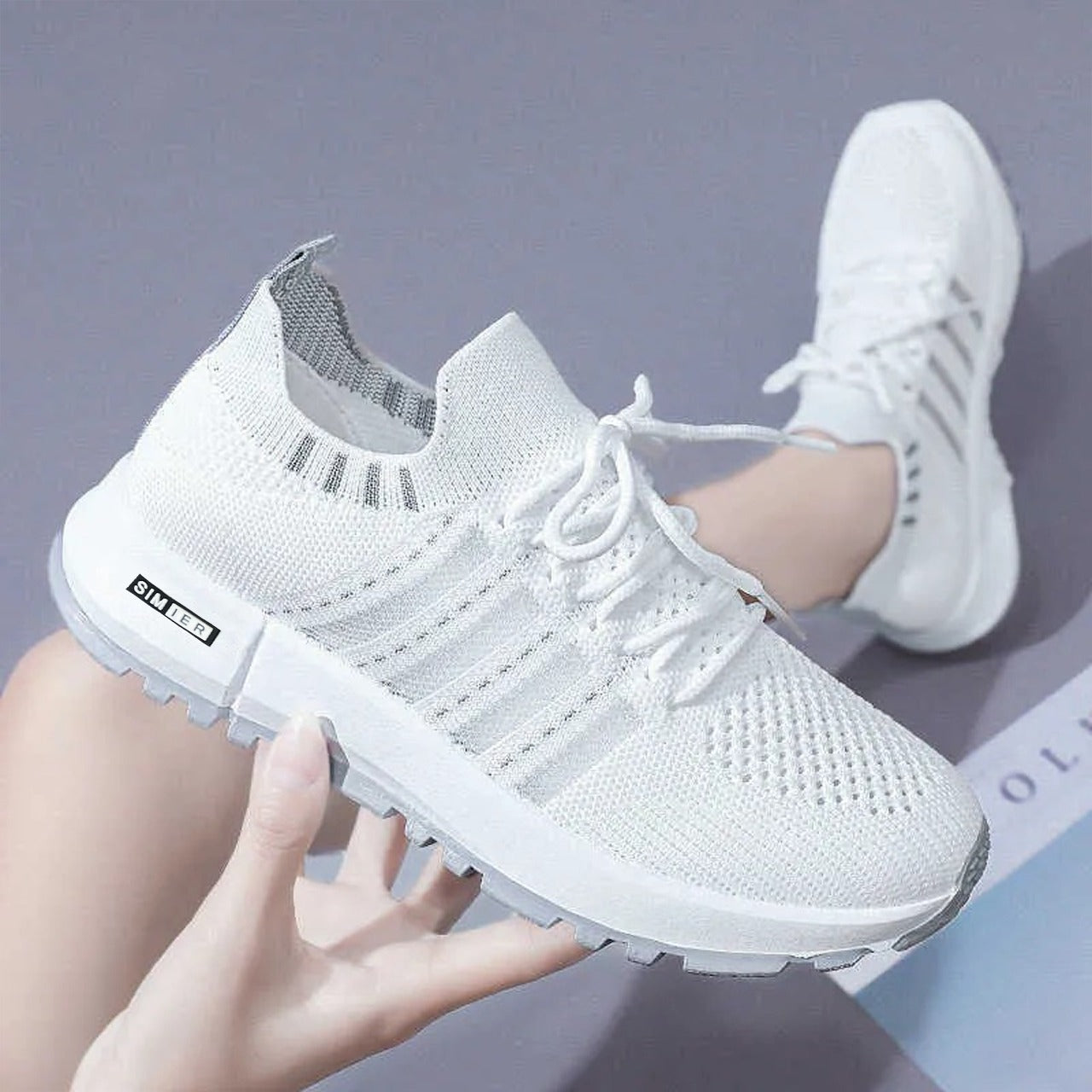 Latest Breathable Lightweight Sports Trainer Shoes for Women