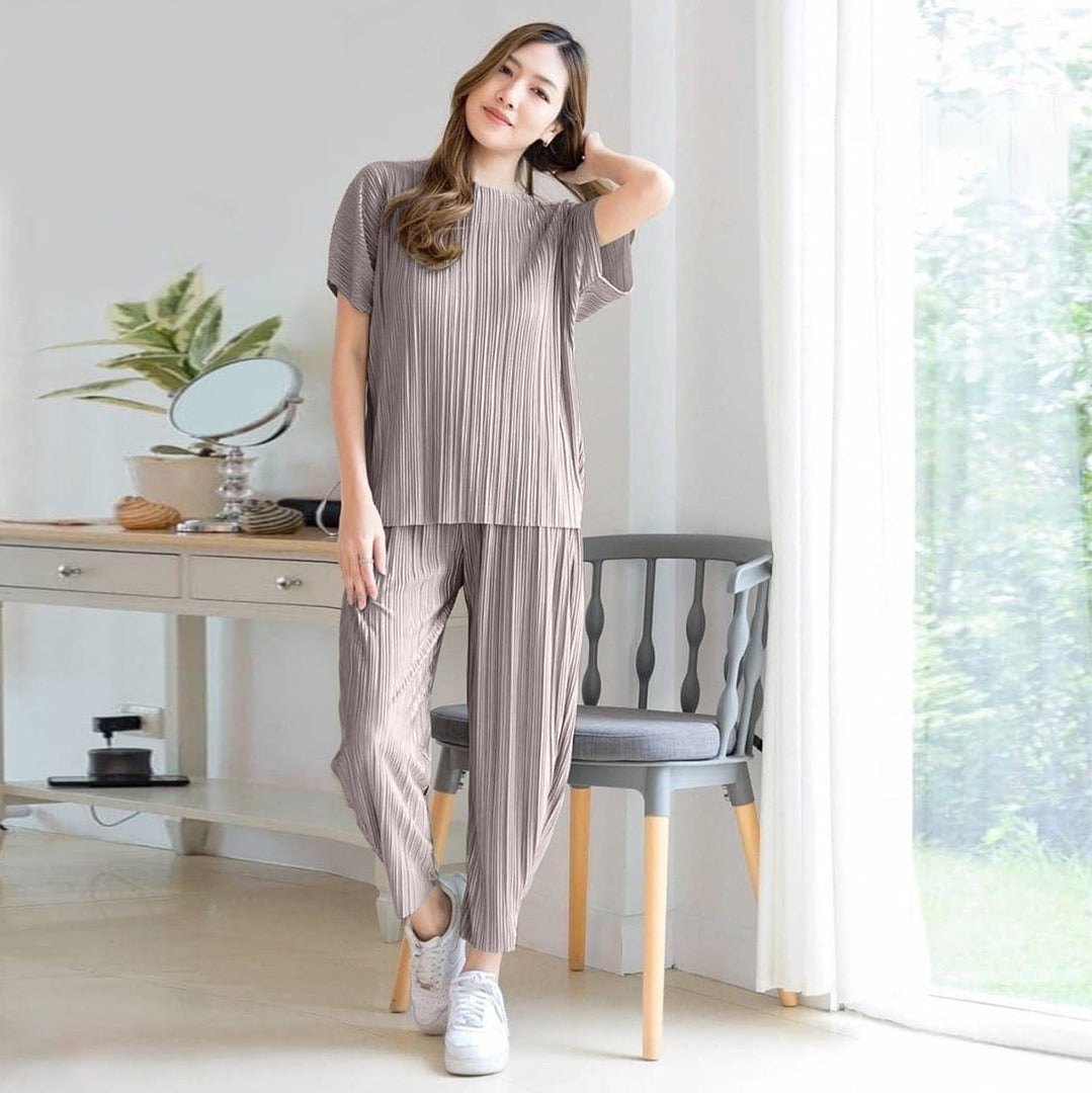Solid Striped Style Casual Summer Fashion Fit T-shirt & Top for Women