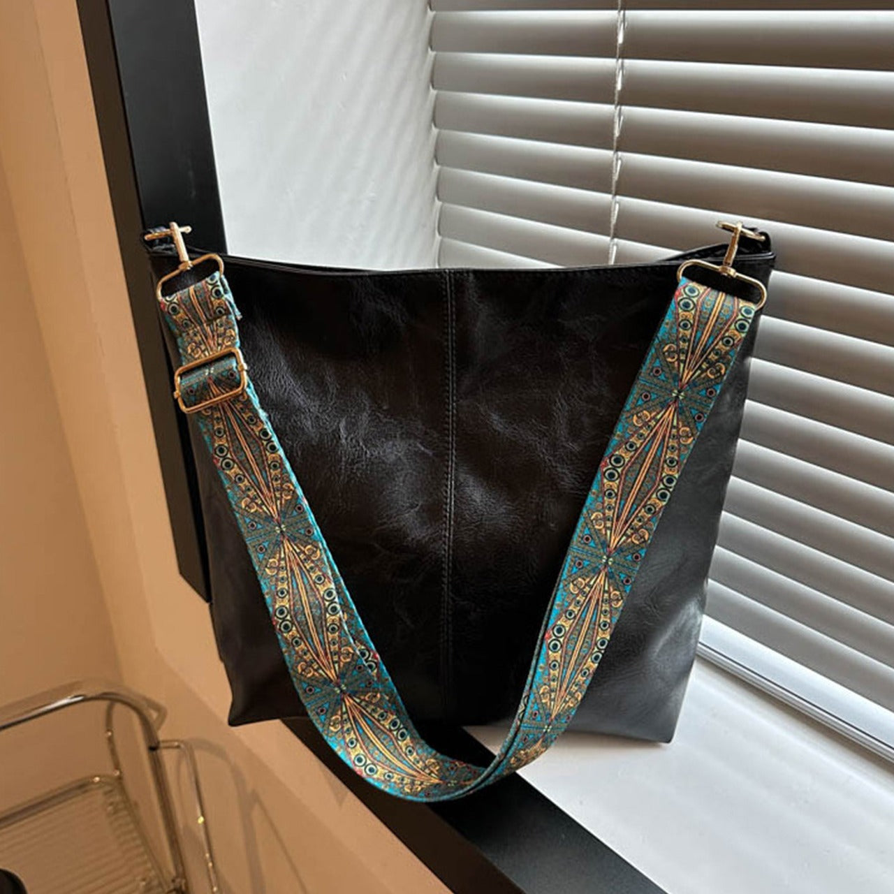 Latest Fashion Solid Color Hand Shoulder Crossbody Bag for Women