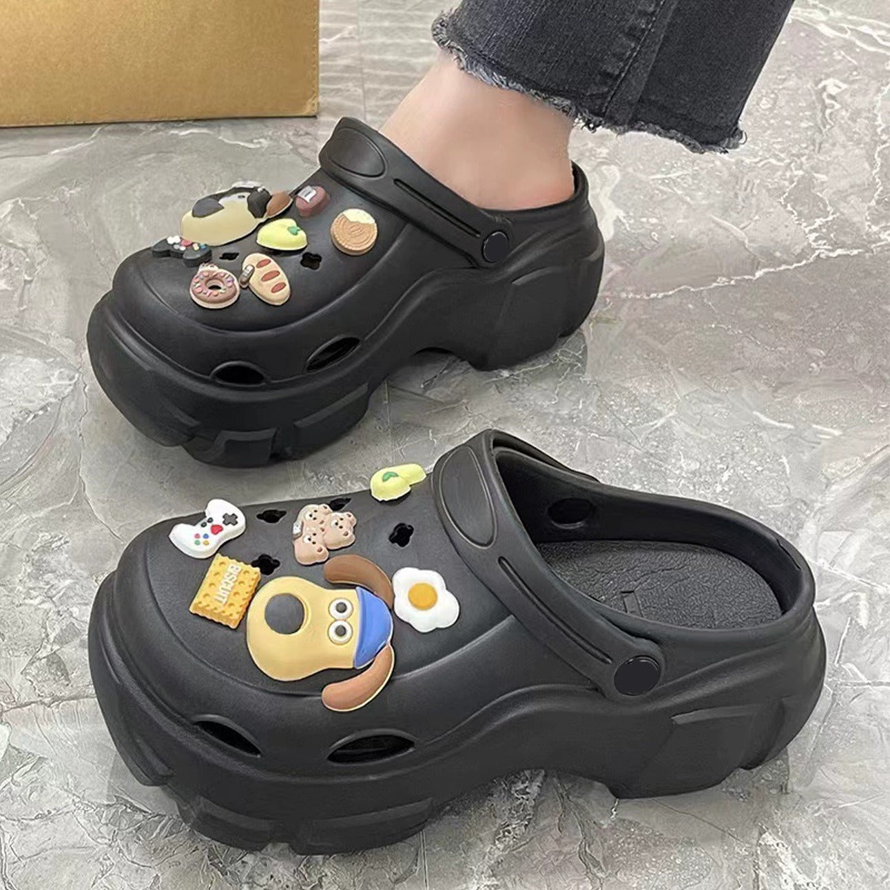 Platform Hole Fashion Clogs Sandals for Women