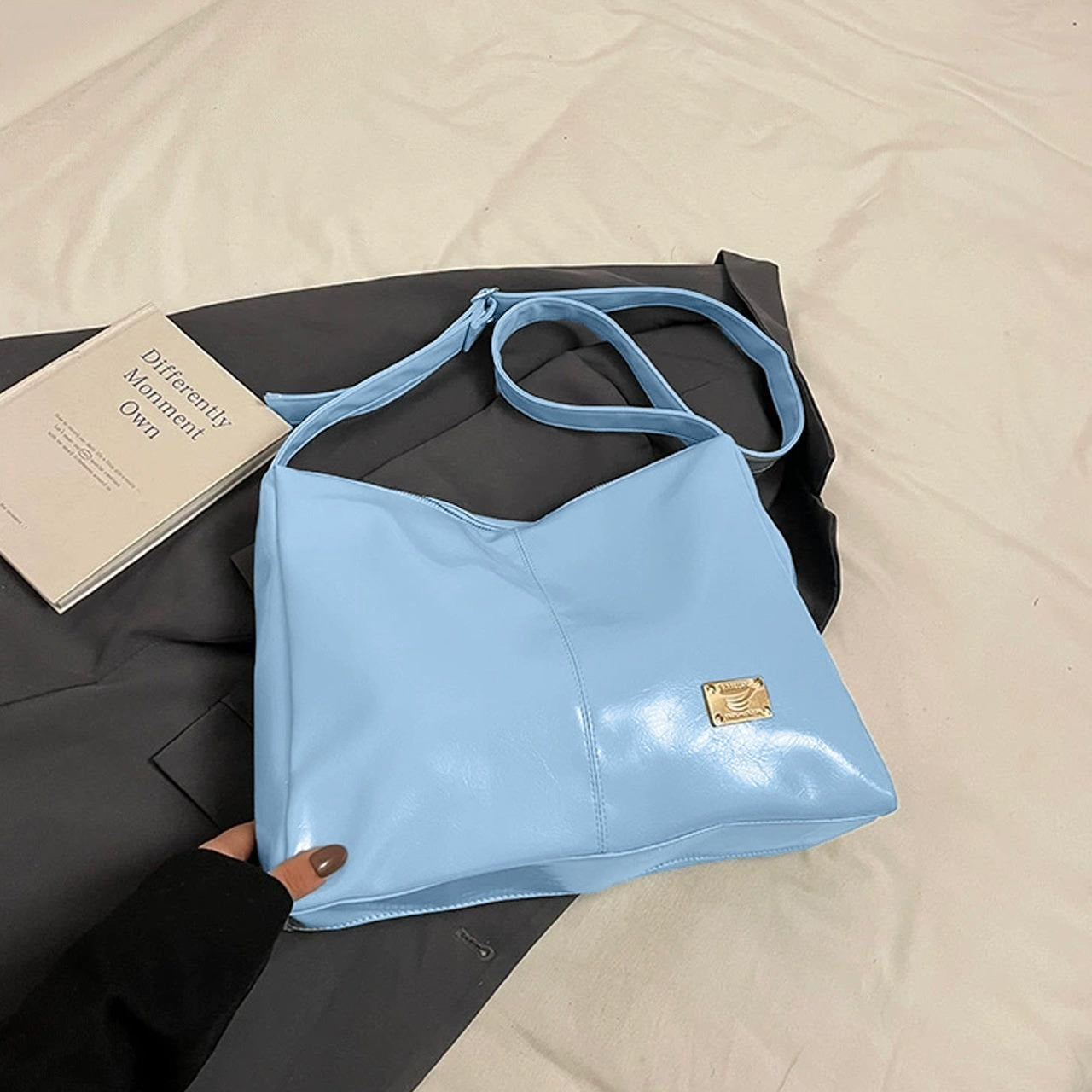 Underarm Solid Color Fashion Handbag for Women