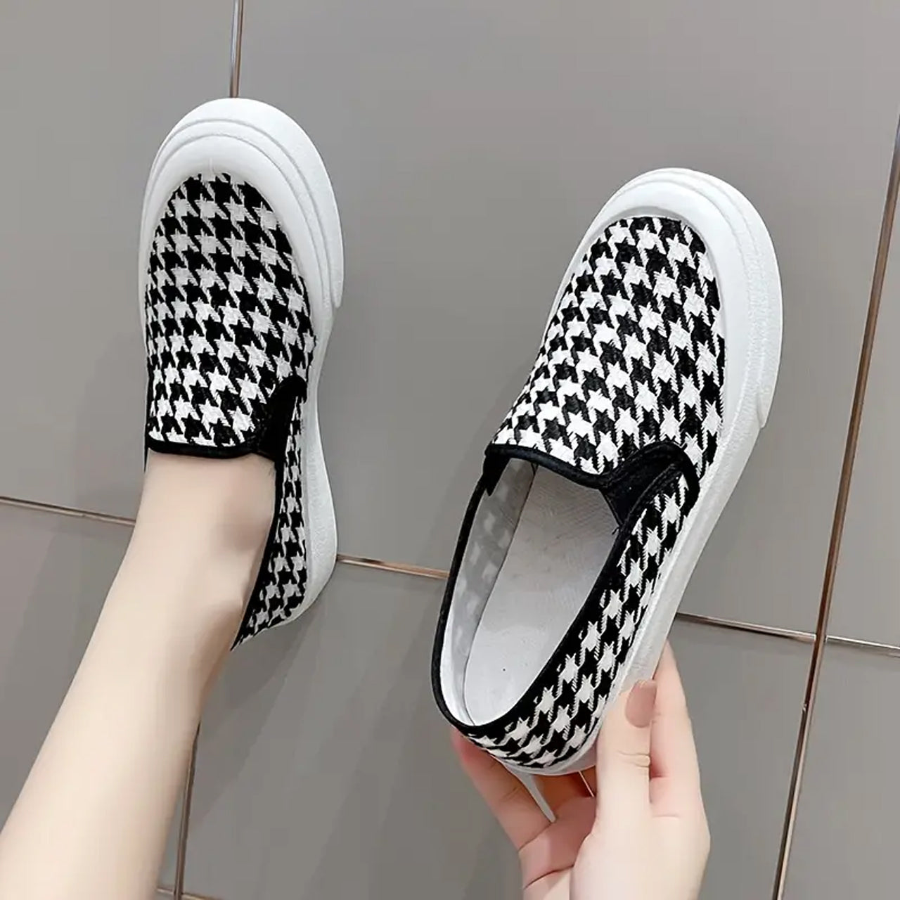 Check Pattern Fashion Casual Loafer Shoes for Women