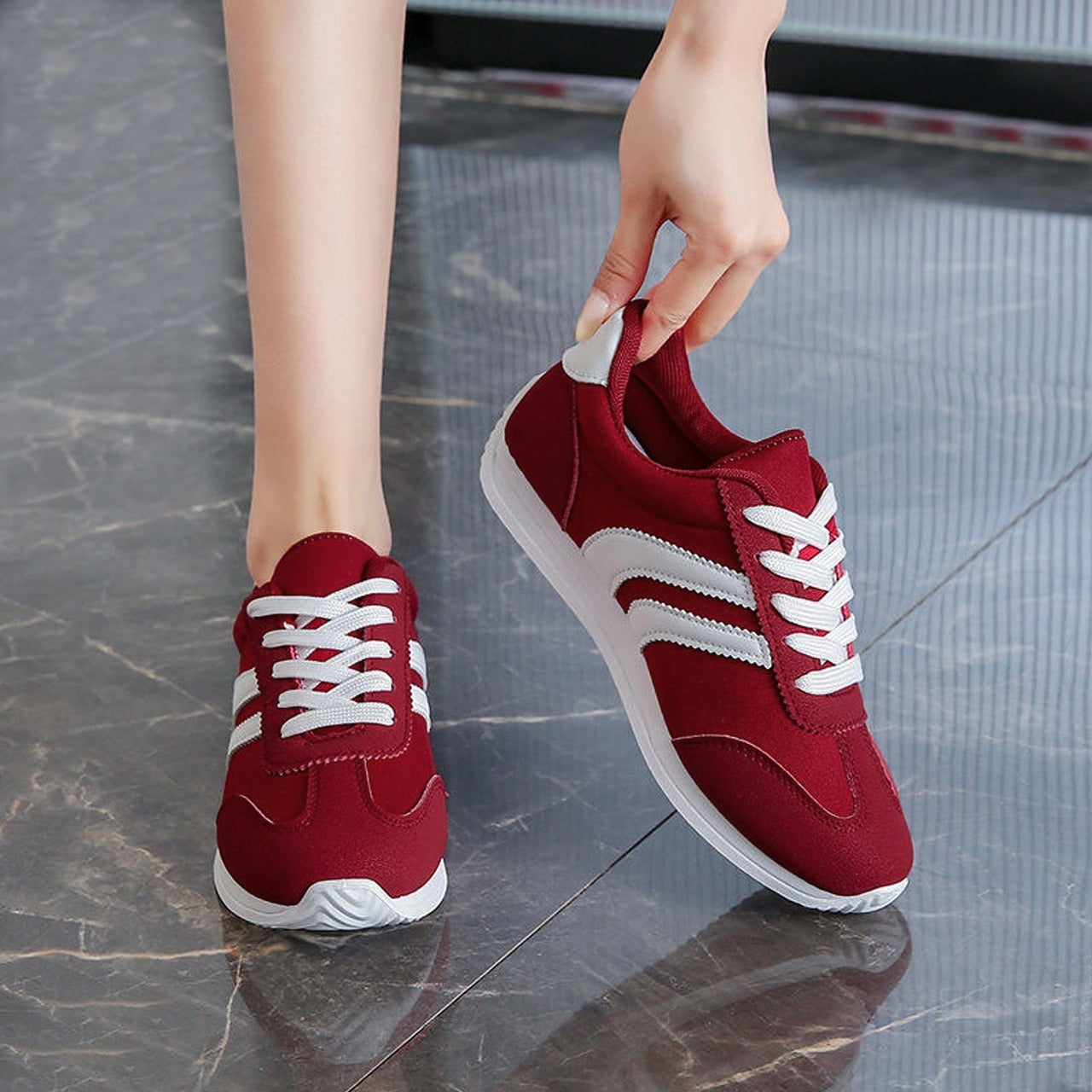 Breathable Fashion Rubber Sandals for Women