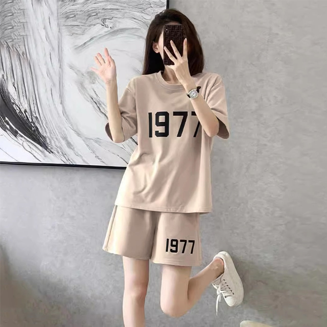 Leisure Solid Color T-shirt & Shorts Sports Suit for Women