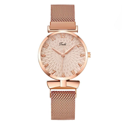 New Quarts Luxury Style Wrist Watch for Women