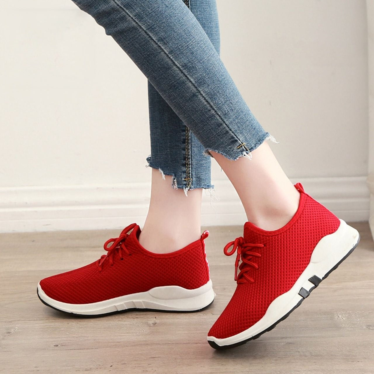 New Solid Color Breathable Fashion Sneakers for Women