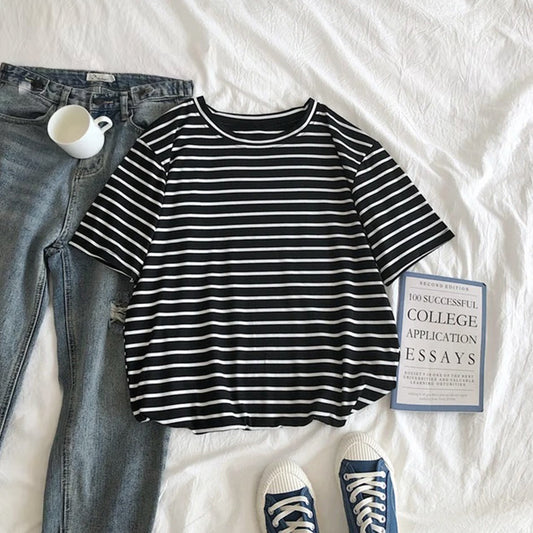 New Style Striped Fashion Round Neck T-Shirt for Women