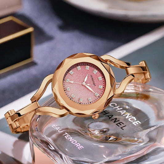 Latest Korean Version Style Bracelet Watch for Women