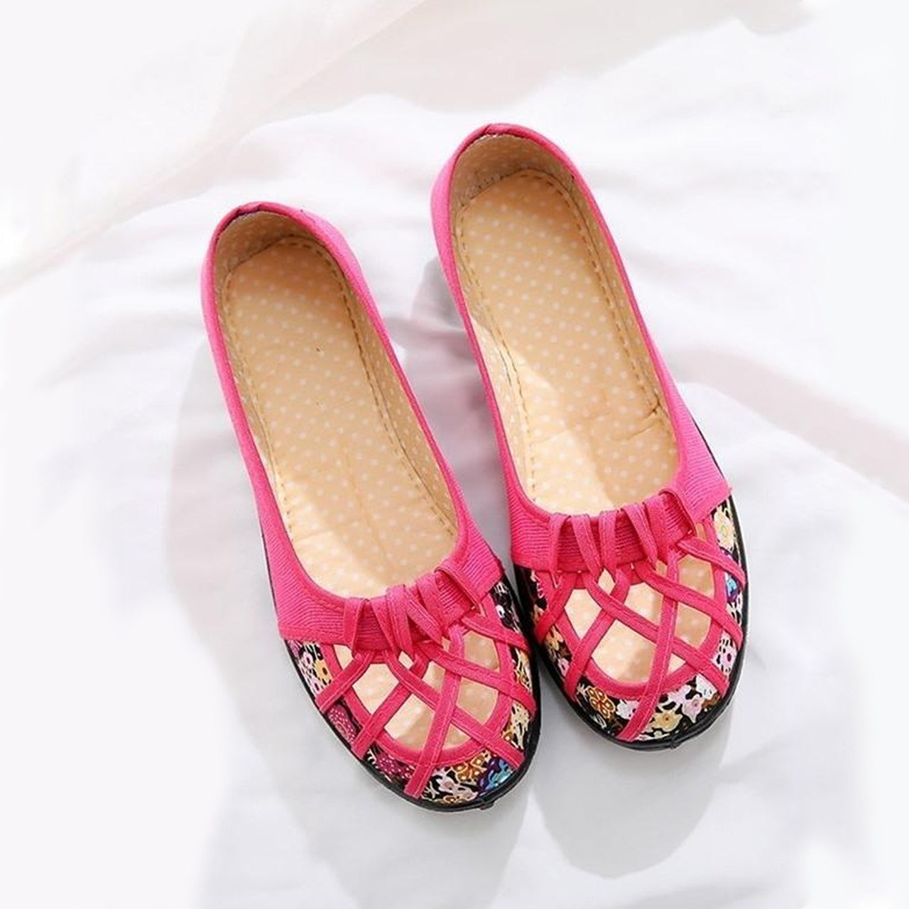 New Canvas Hollow Out Fashion Breathable Moccasin Shoes for Women