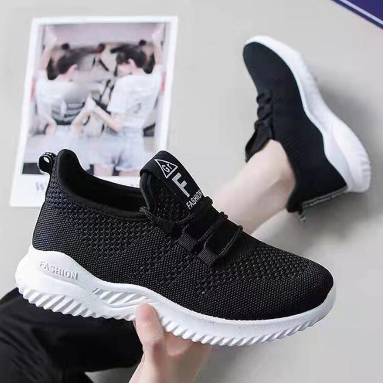 Mesh Fashion Solid Color Summer Sneakers for Men