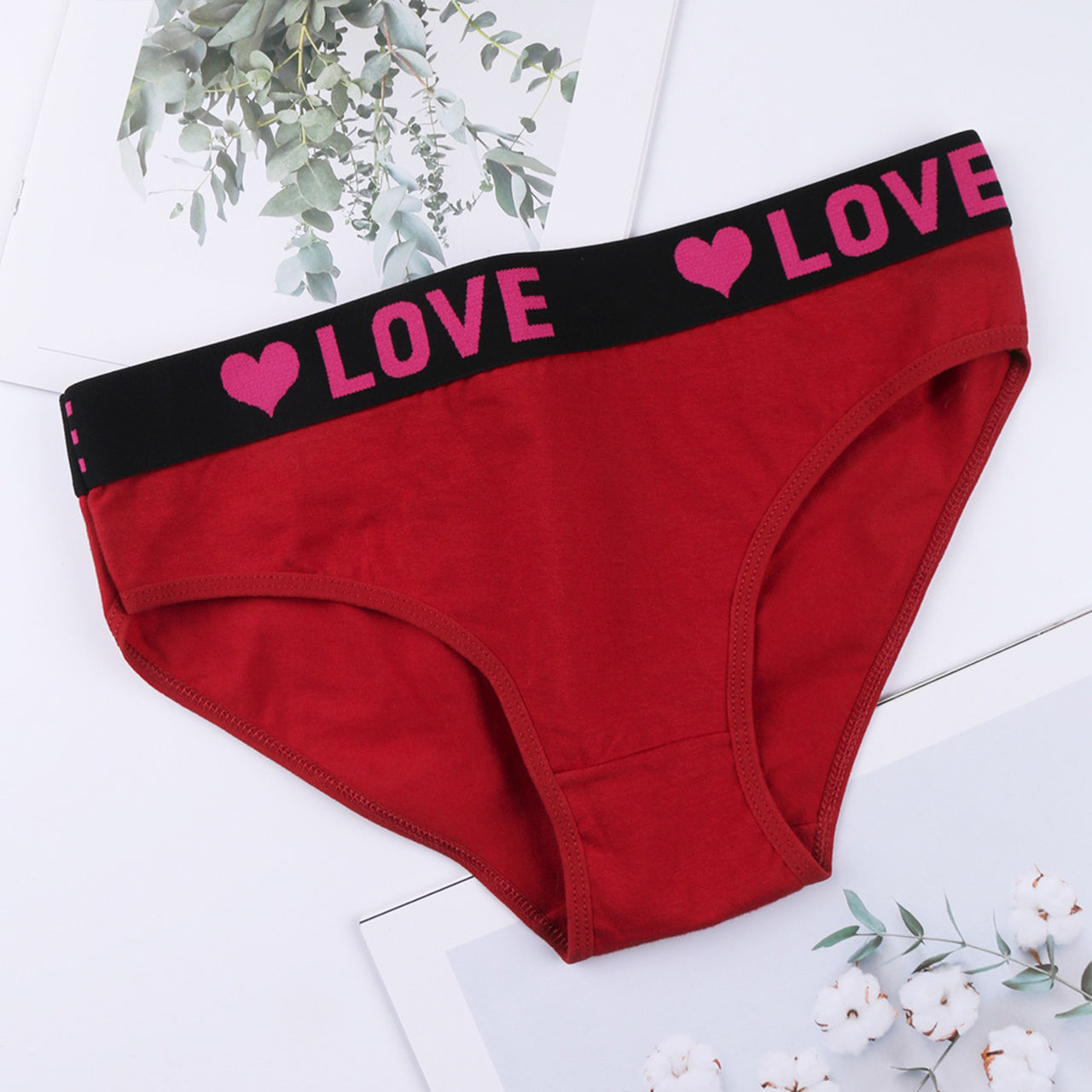 Letter Print Breathable Inner Wear Panties for Girls