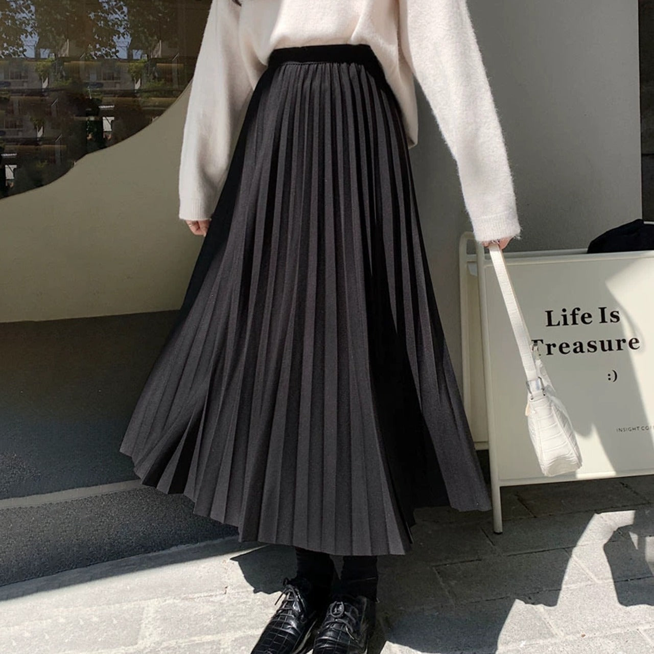 New Middle Length Pleated Skirt for Ladies