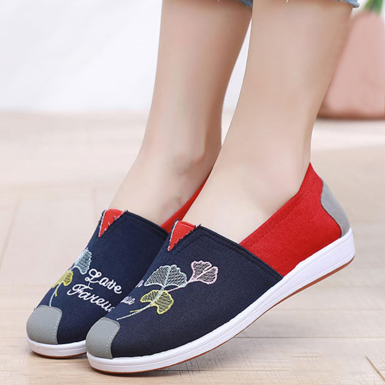 Autumn Korean Style Leaves Pattern Canvas Slip On Shoes for Women