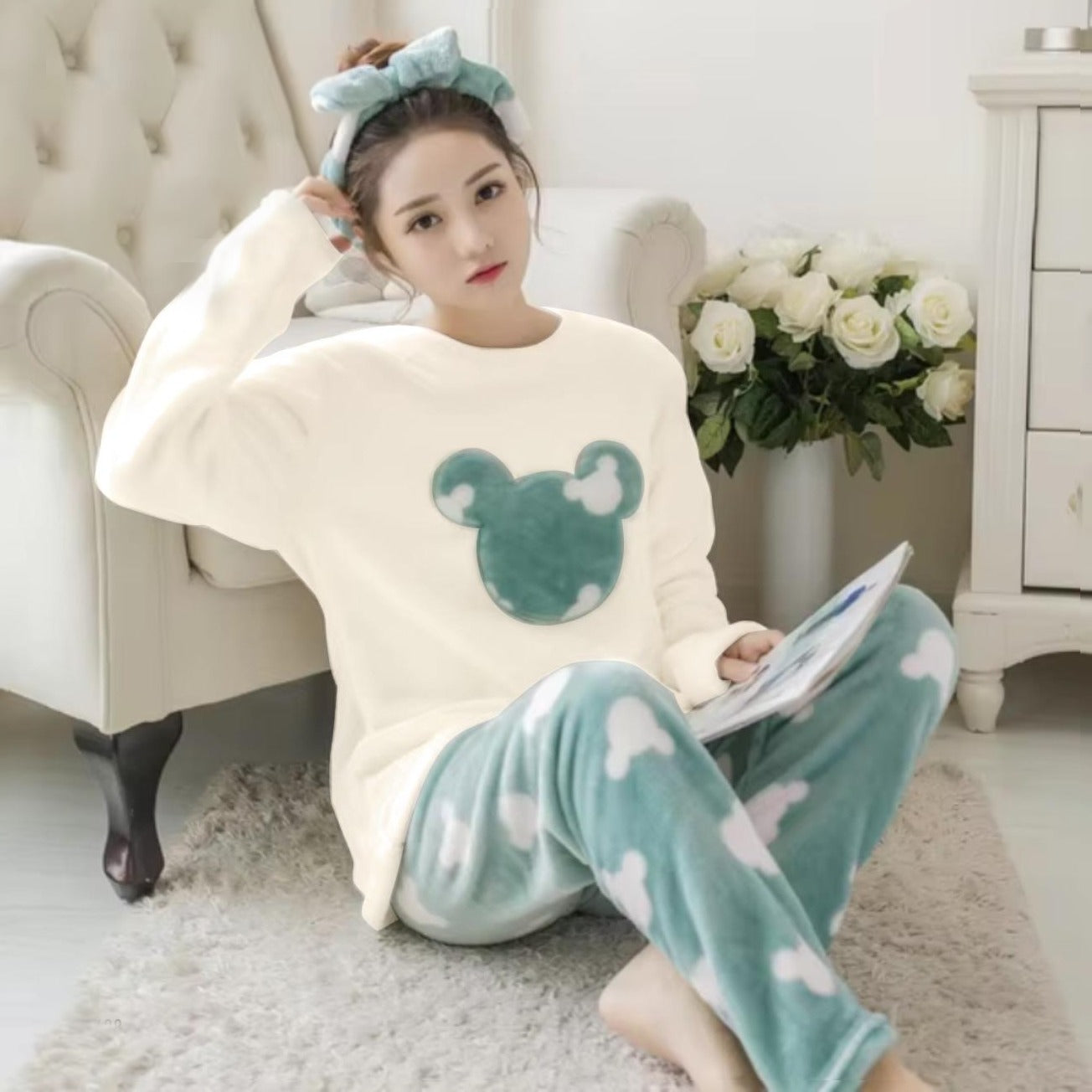 Love Decor Full Sleeve Pajama Set for Women