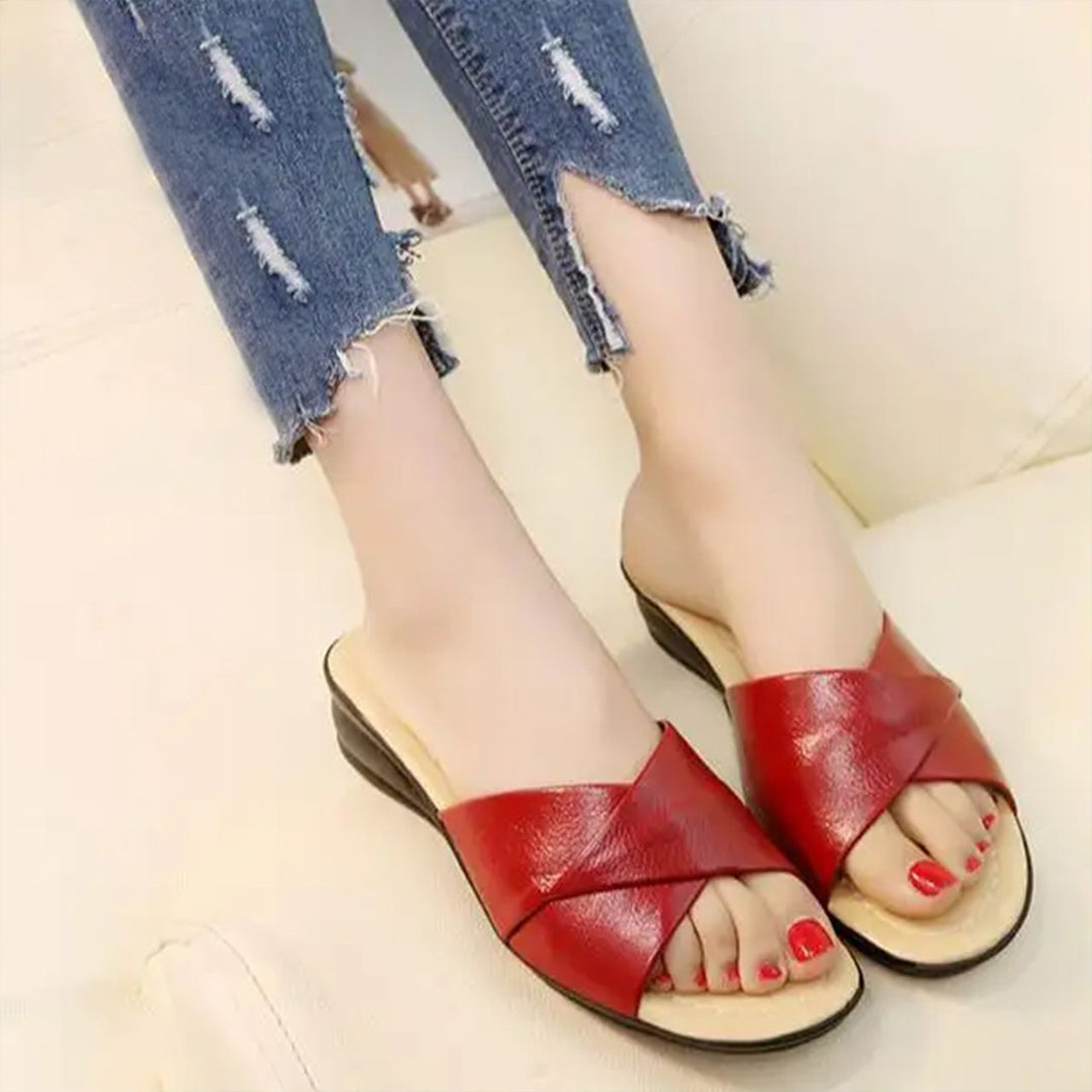 Wedge Open Toe Casual Beach Style Slippers for Women