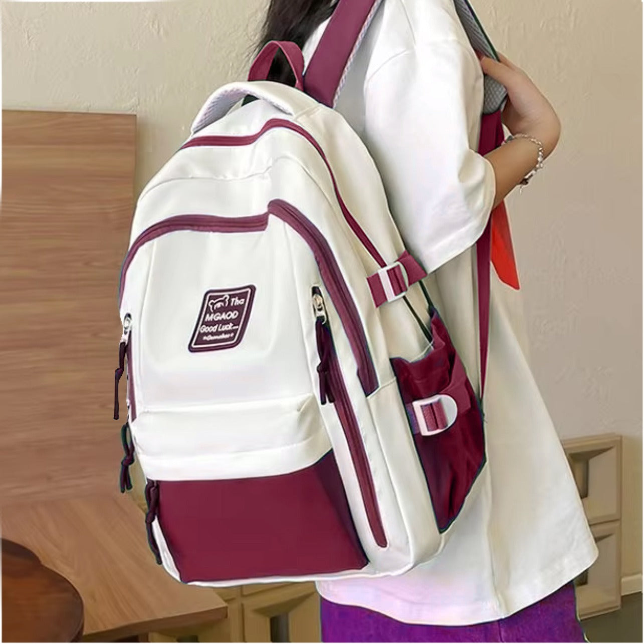 Stylish Fashion Laptop Travel Backpack Bag for Men & Women